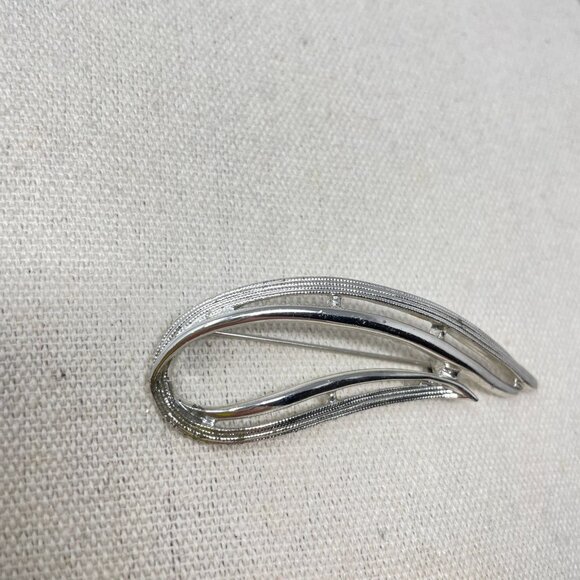 Sarah Coventry Silver Tone Vintage Leaf Brooch Pin Modern Minimal Art - Picture 2 of 7
